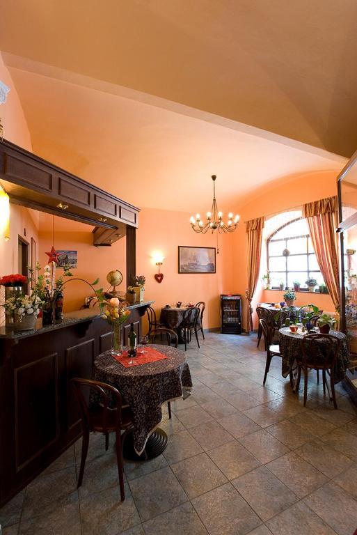 Hotel Columbo براغ المظهر الخارجي الصورة